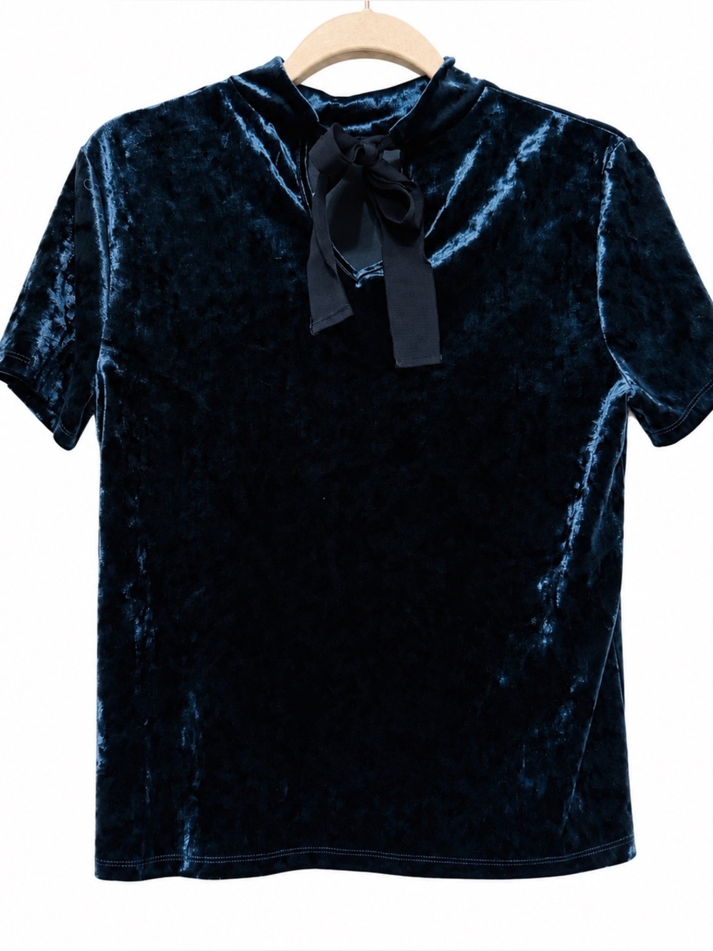 🦋 14th & Union| EUC Navy Velvet Mock Neck Tie Back Top Size Small Women’s